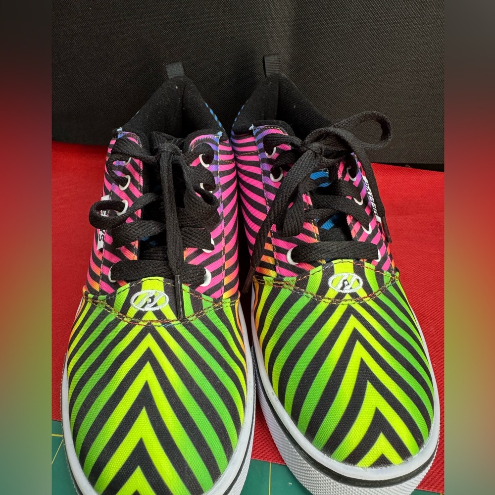 Heely’s Rainbow Striped size 7/womens 8 Shoes NEW no Box